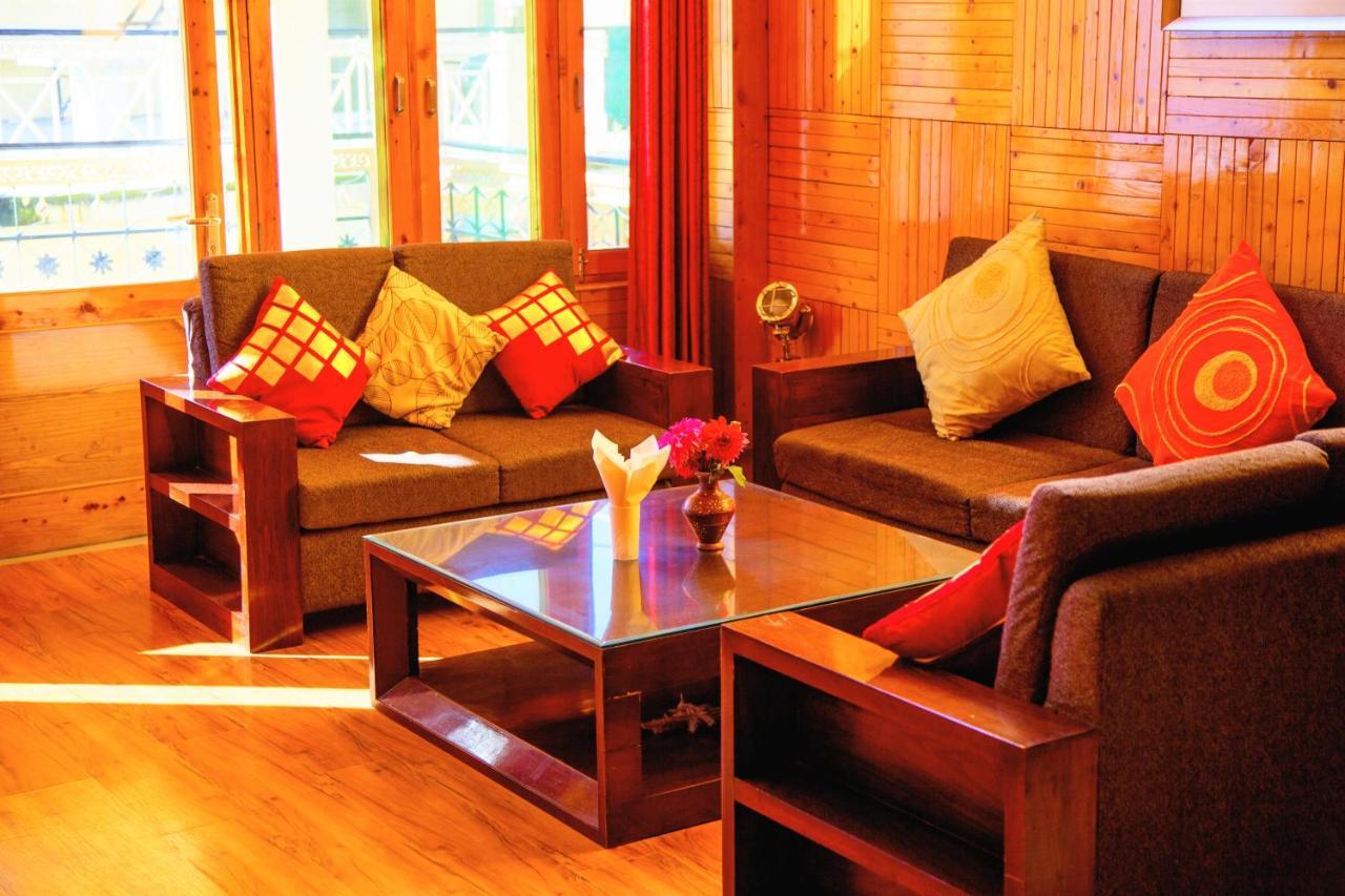 Pause At Manali Hotel Exterior photo