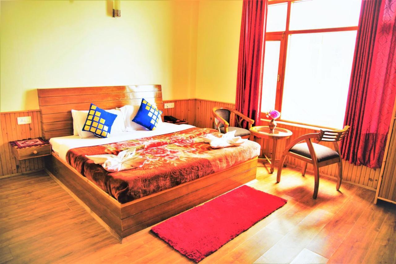 Pause At Manali Hotel Exterior photo